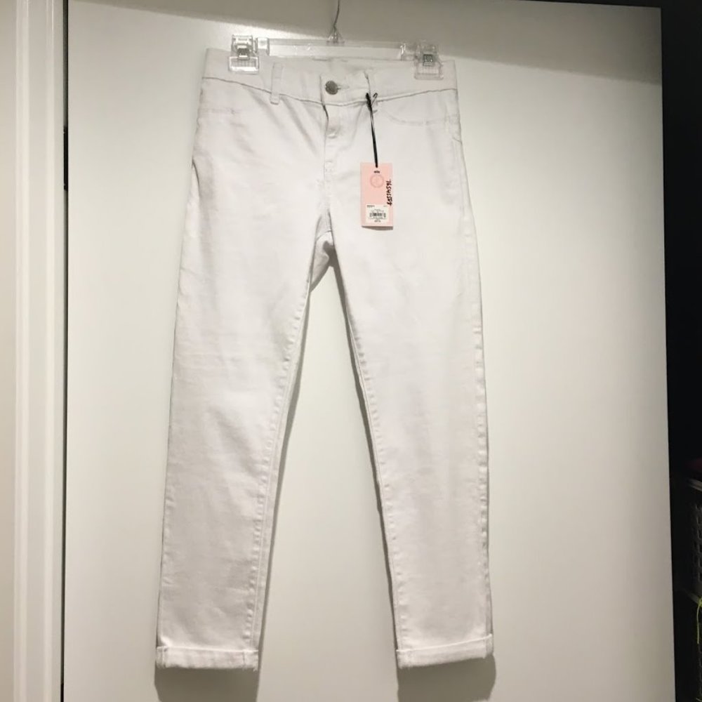 Juicy Couture White Denim Capris size 4